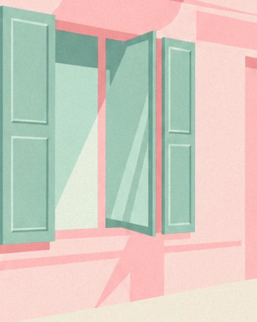 La fenêtre aux volets verts entrouverts et ses ombres sur la façade rose