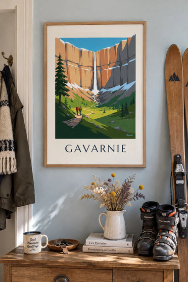 Affiche cirque de Gavarnie, falaises et vallée verte des Pyrénées : encadrée au mur