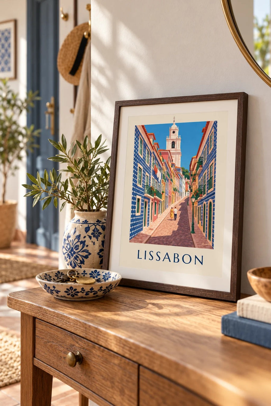 Affisch med gränd i Lissabon och fasader i azulejos: litet A4-format i ram