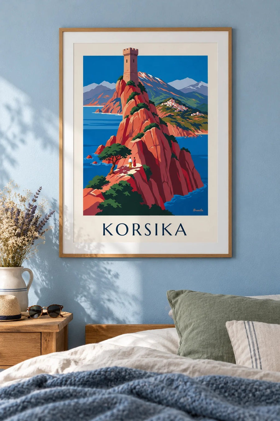 Affisch med Korsikas vilda kust, röda klippor och Monte Cinto: inramad på väggen