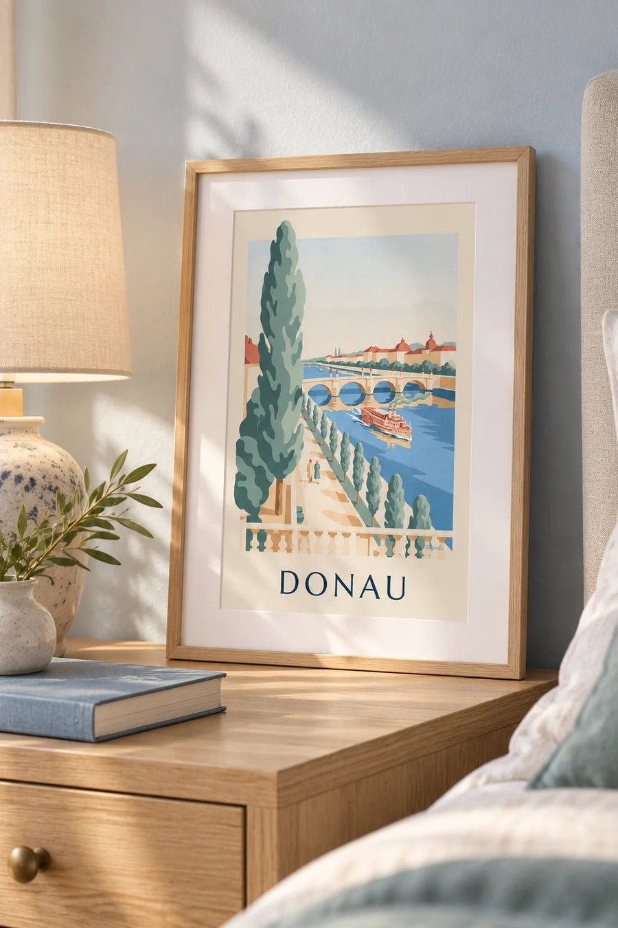 Affisch med promenad längs Donau och hjulångare: litet A4-format i ram