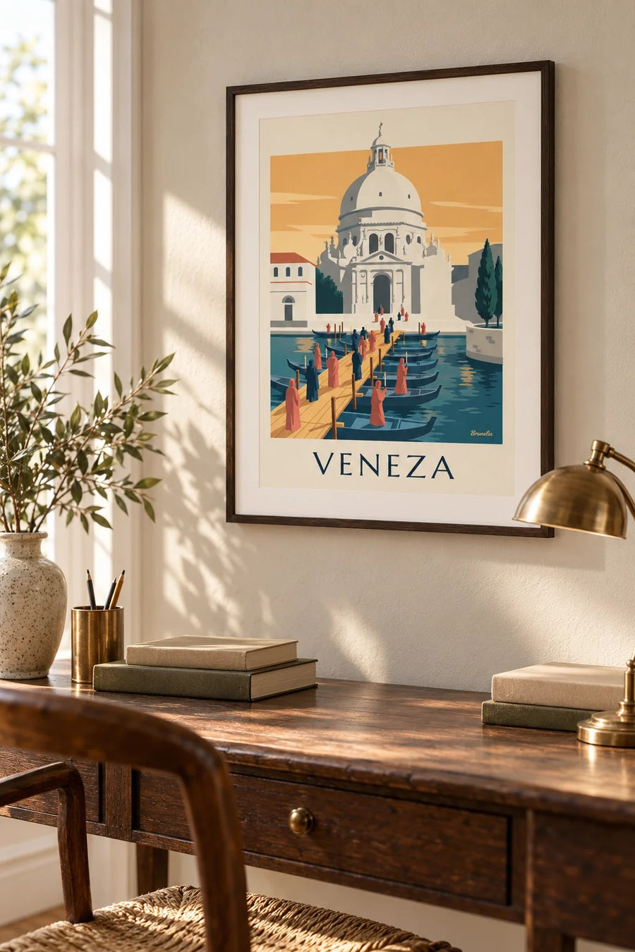 Poster de peregrinos na ponte de barcos rumo à Salute, em Veneza: pequeno formato A4 emoldurado
