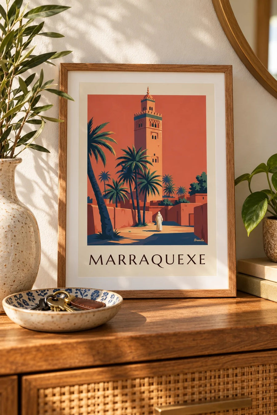 Cartaz do minarete da Koutoubia iluminado ao crepúsculo em Marraquexe: pequeno formato A4 emoldurado
