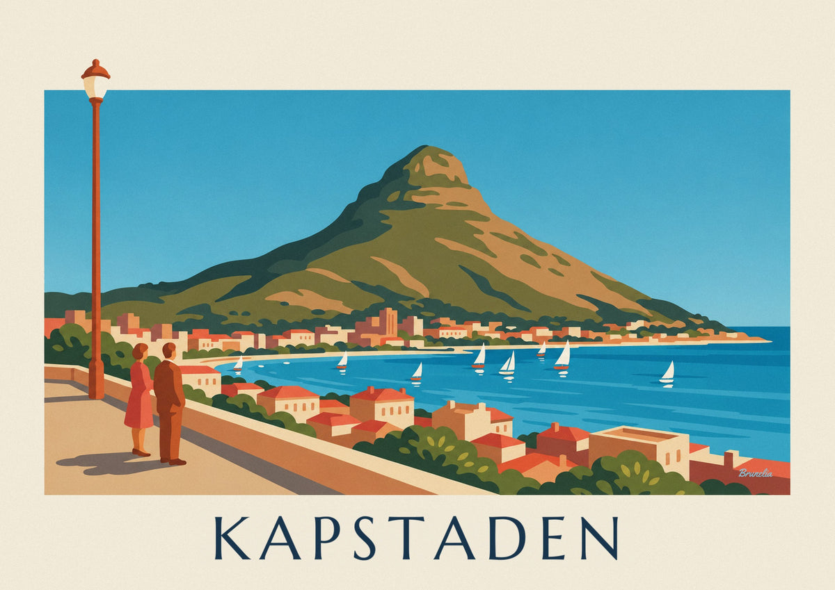 Poster med Kapstaden, Lion's Head och bukten med segelbåtar från strandpromenaden