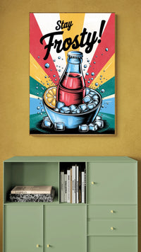 Affiche boisson frappée rétro avec glaçons et citron