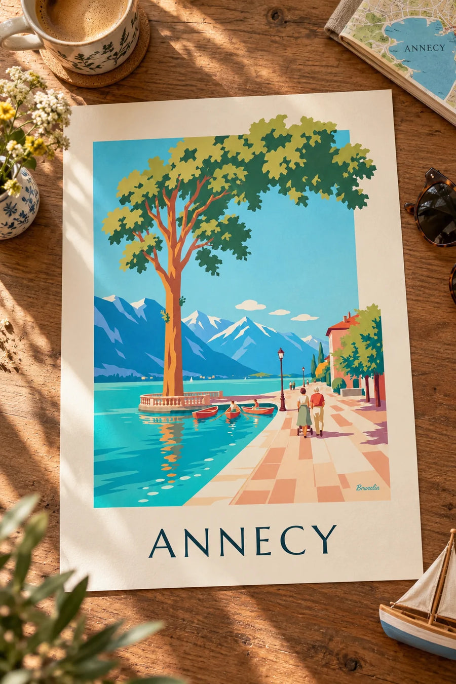 Affiche promenade au bord du lac d'Annecy sous les platanes : posée sur une table