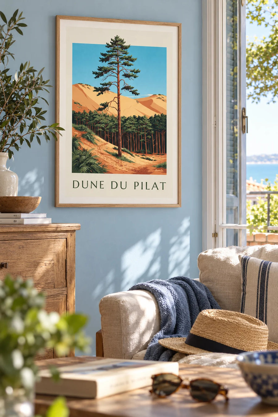 Affiche plage et catamaran au pied de la dune du Pilat : encadrée au mur