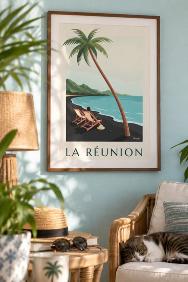 Affiche chaises longues face à la mer à La Réunion : encadrée au mur