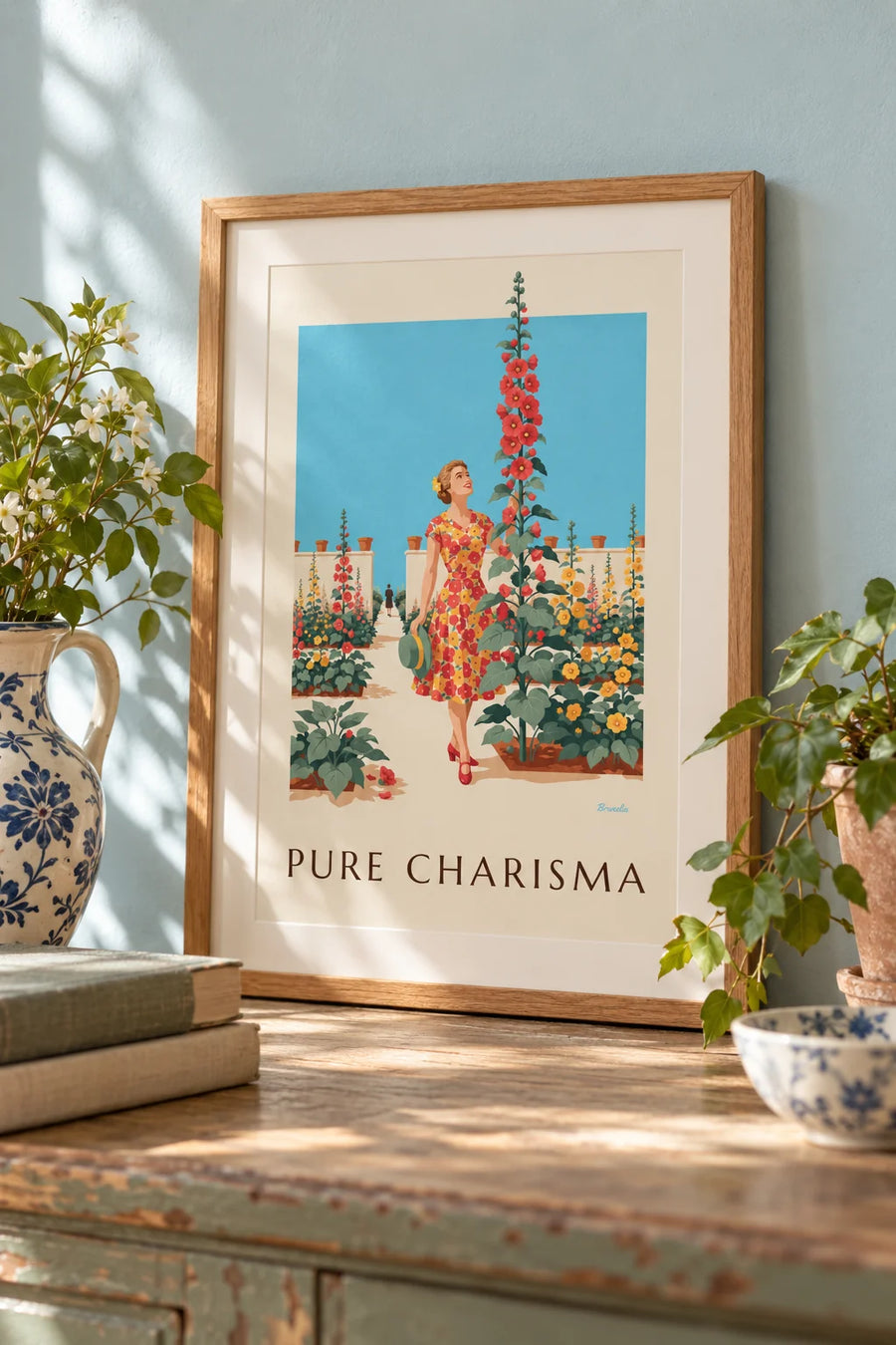 Affiche femme en robe à fleurs dans un jardin ensoleillé : petit format A4 encadré