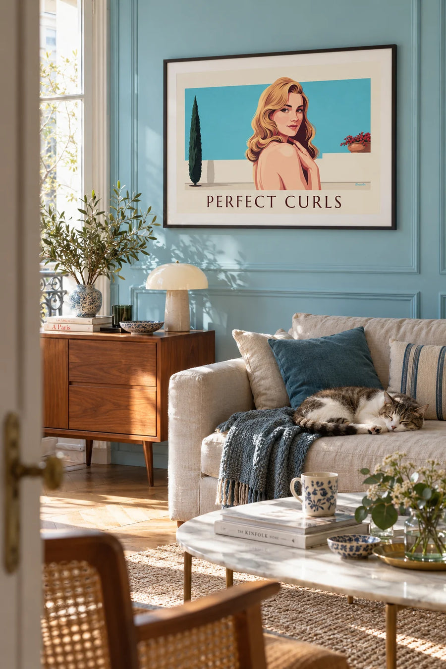 Affiche pin-up glamour aux longs cheveux ondulés : encadrée au mur