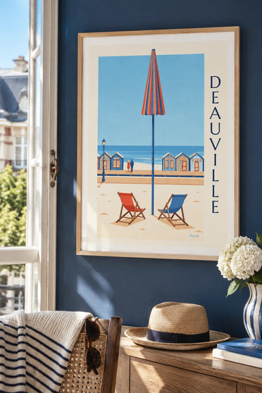 Affiche cabines de plage et transats à Deauville : encadrée au mur